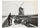Anoniem  - 
Repareren fiets E.N.W.S/G.A.A. -
Postkaarten-set - 
B1178-1